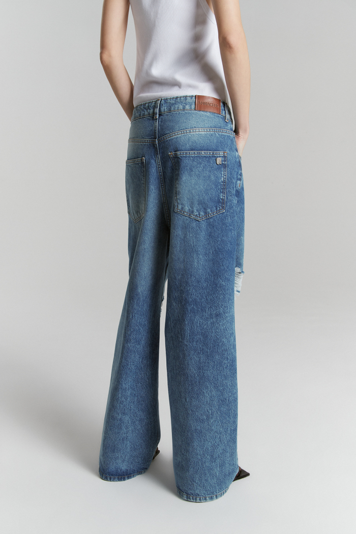 ULTRA LOOSE STRAIGHT DALIA CELESTE