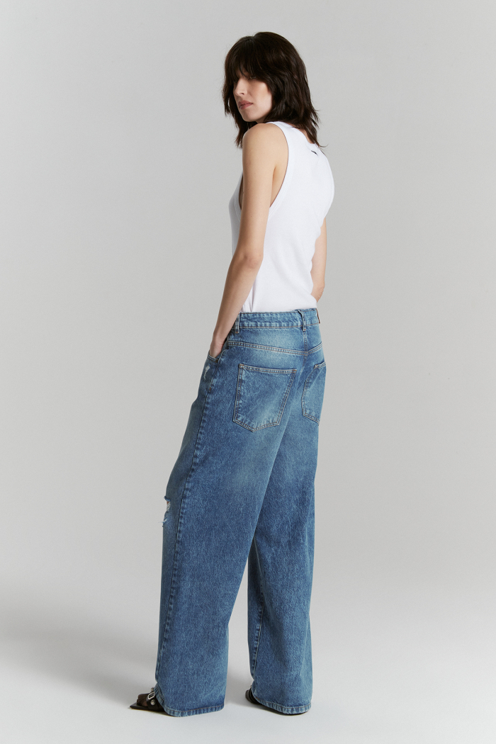 ULTRA LOOSE STRAIGHT DALIA CELESTE