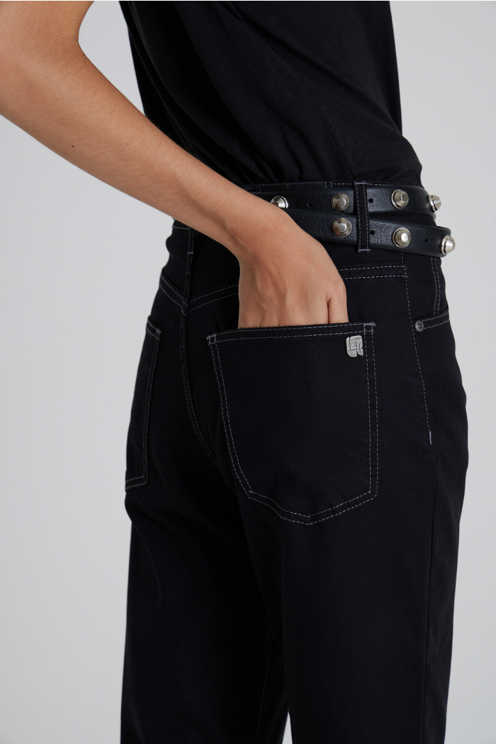 STRAIGHT SLIM APIS NEGRO