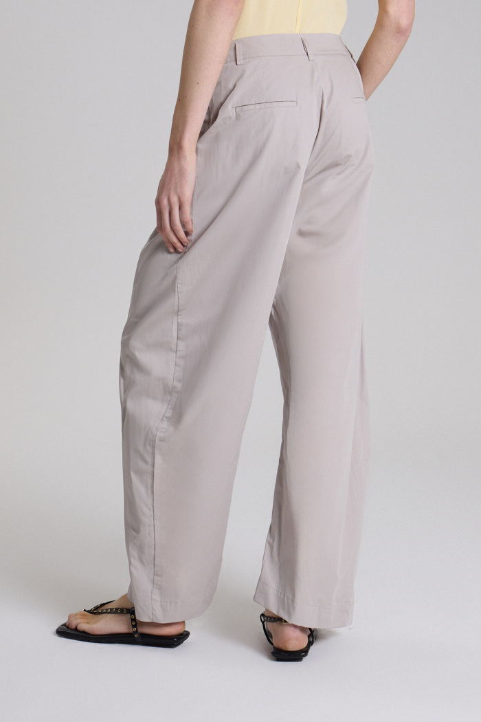 PANTALON TARA CEMENTO