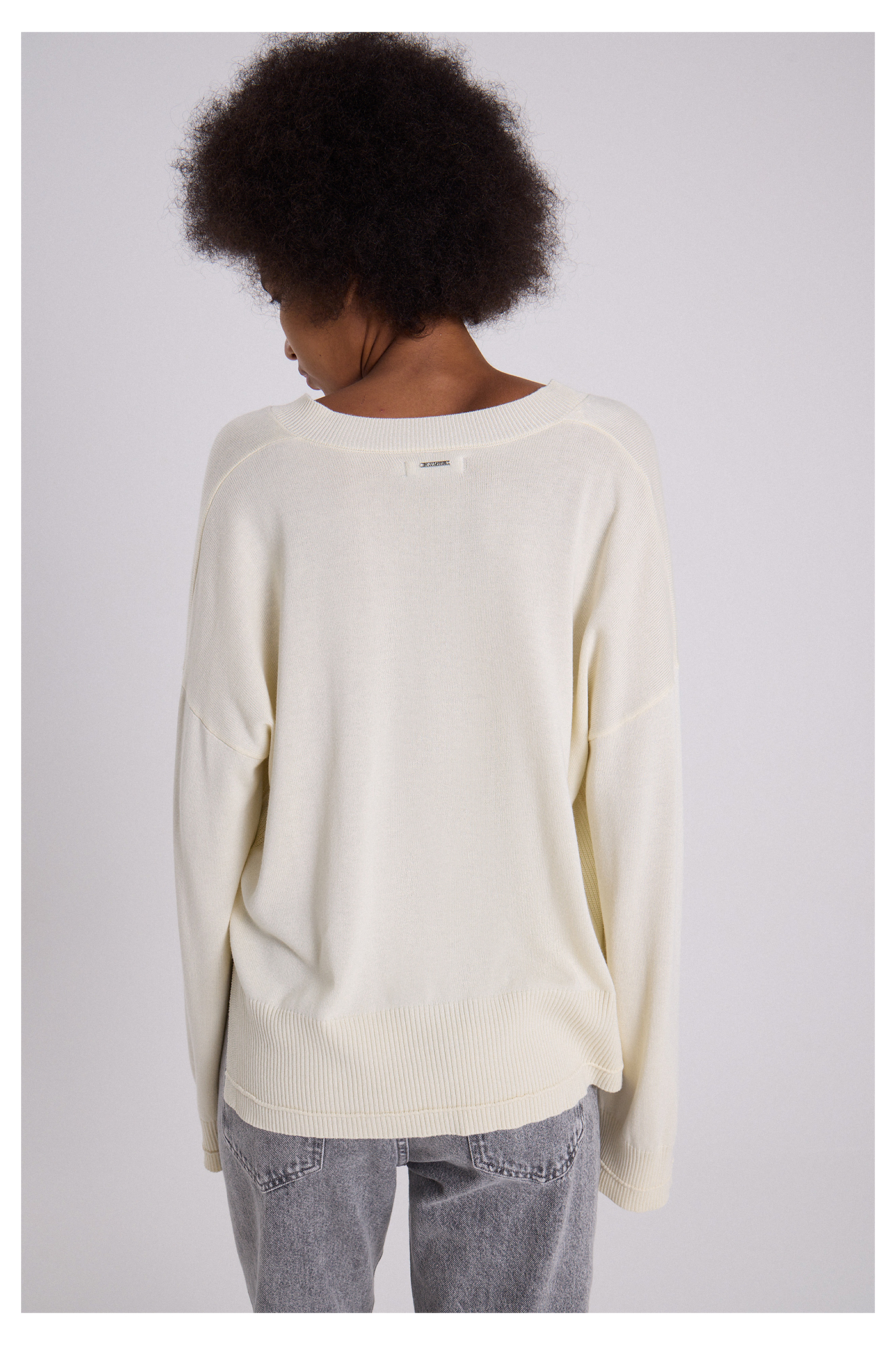 SWEATER V ALOE CRUDO