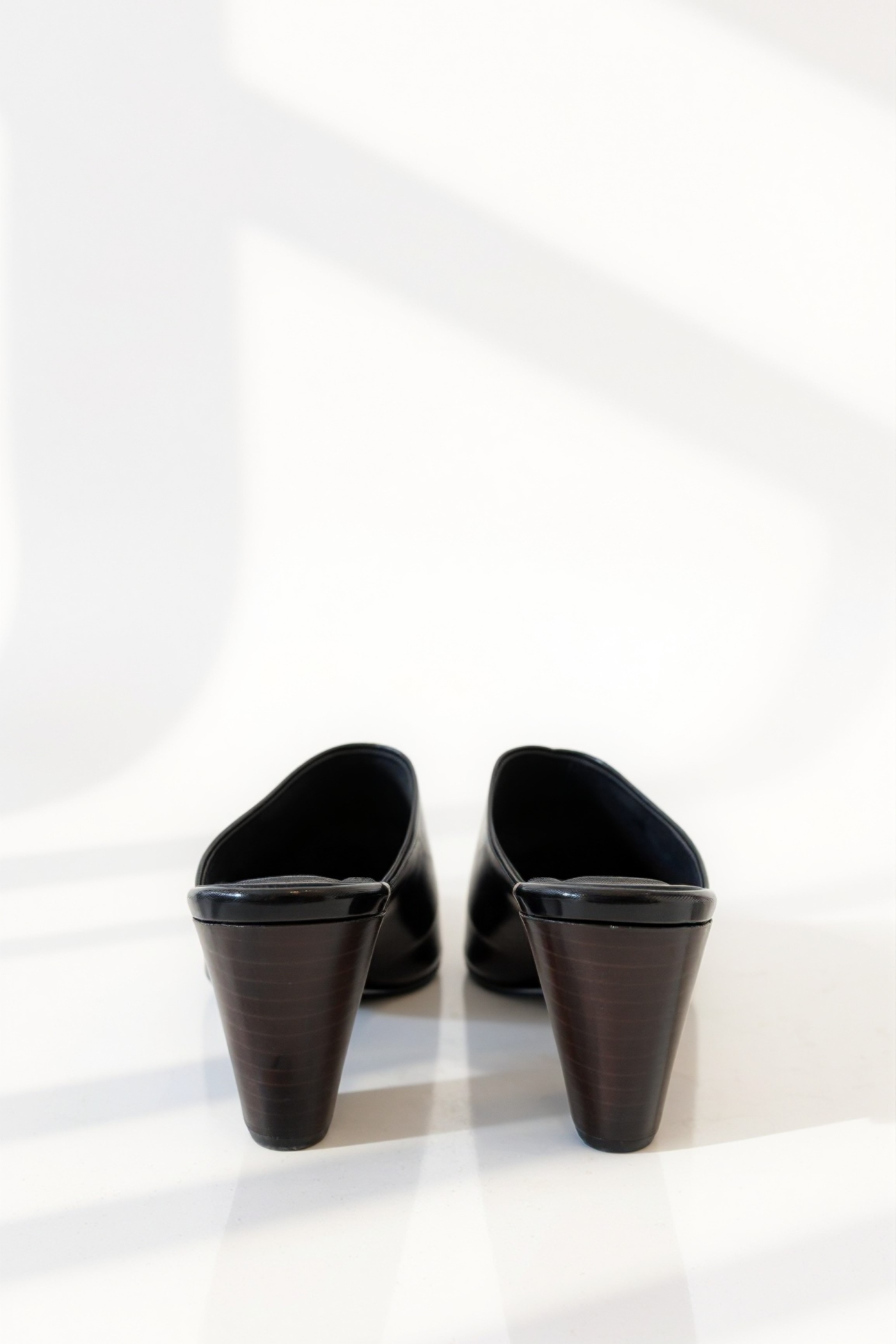 ZUECO REGIUS NEGRO