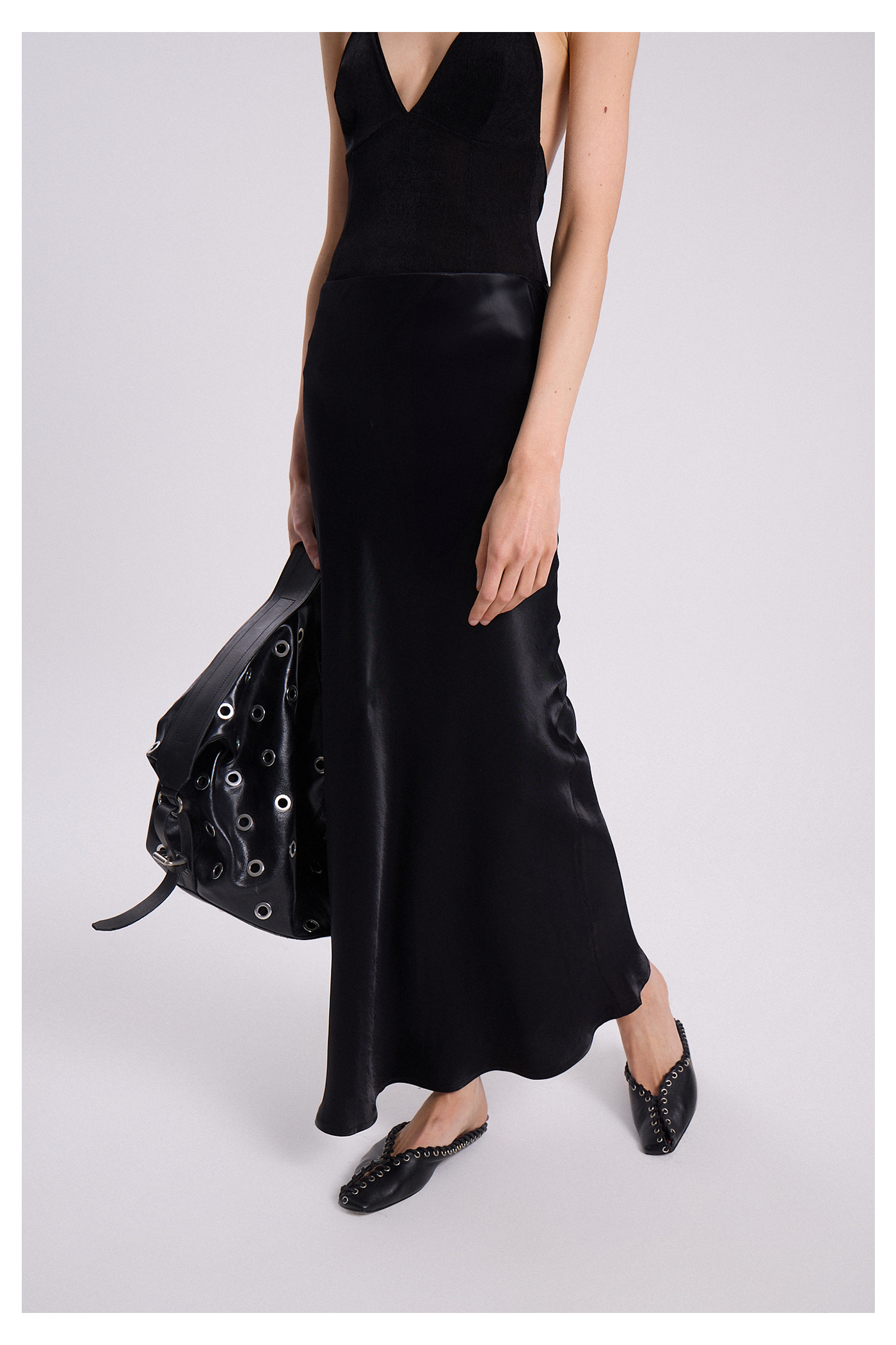 POLLERA RUBRA NEGRO
