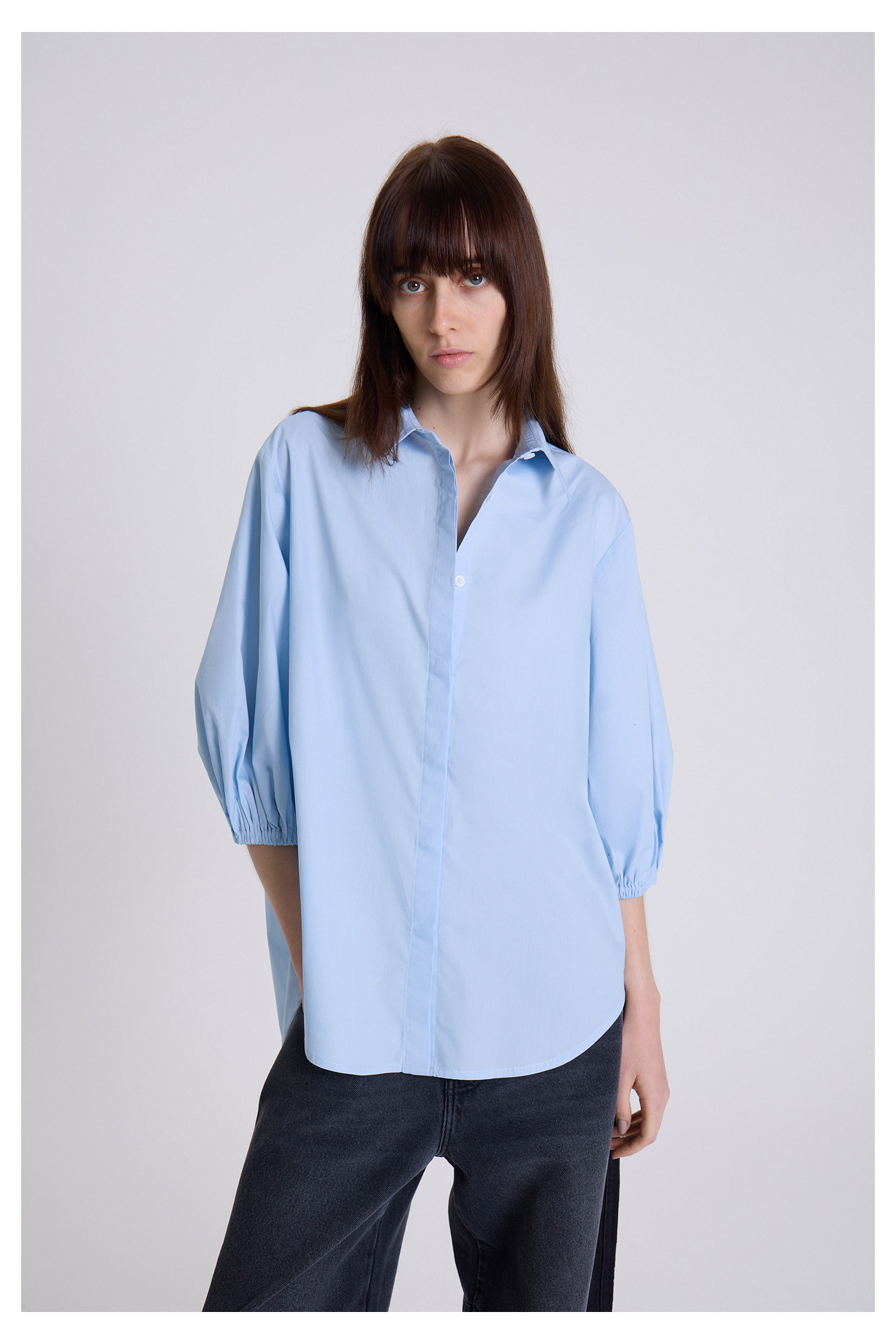 CAMISA CORTA LURIDA CELESTE