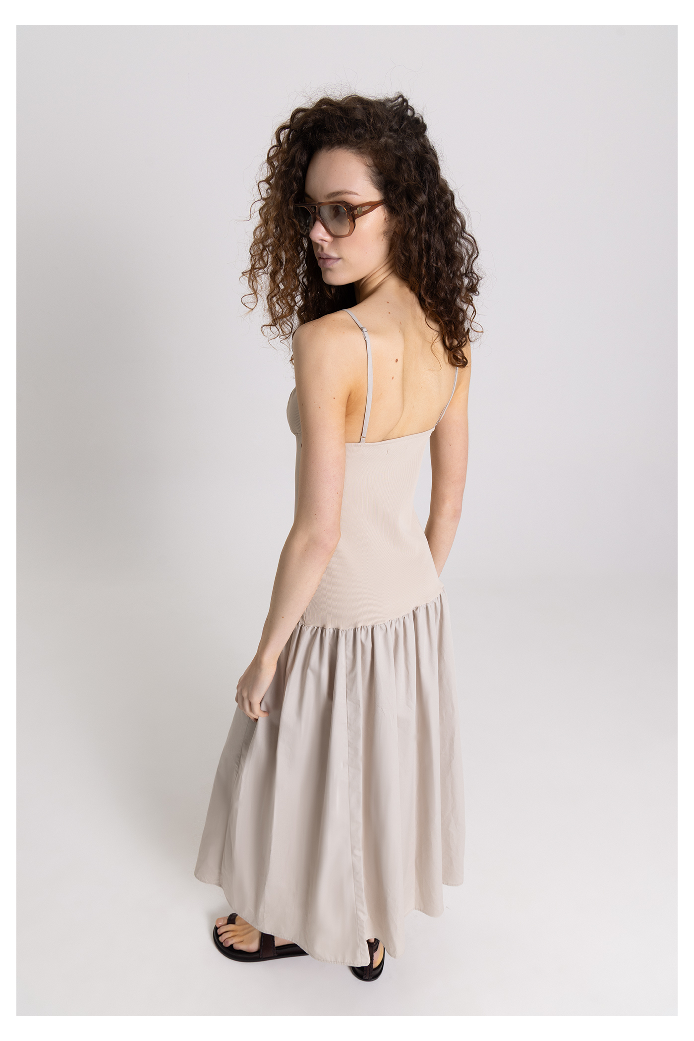 VESTIDO OSTREA CEMENTO