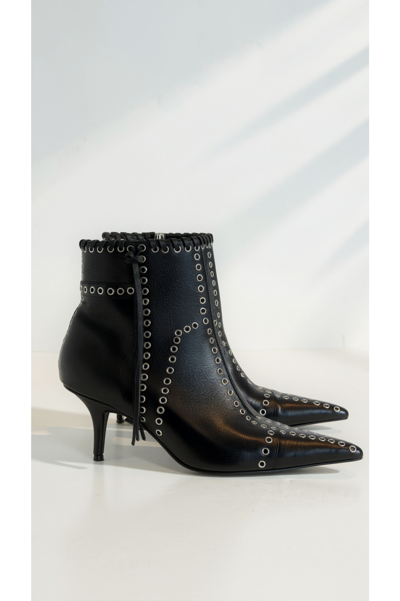 BOTA TENUIS NEGRO