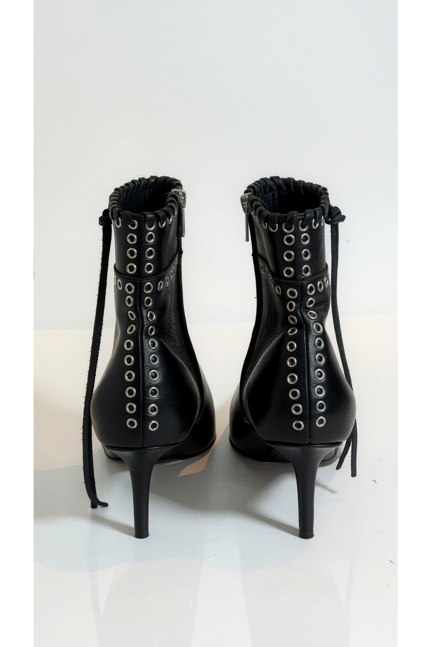 BOTA TENUIS NEGRO