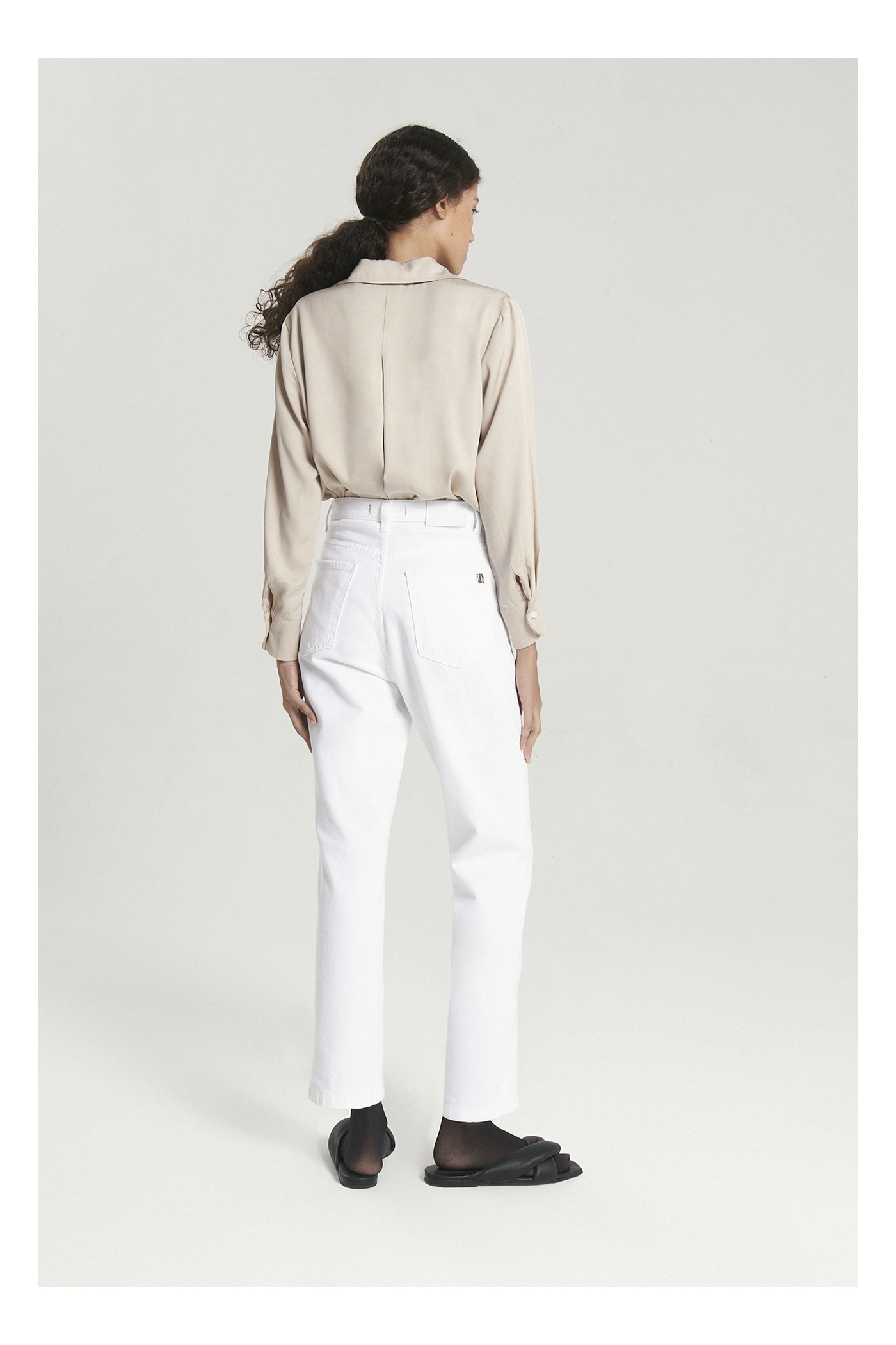 STRAIGHT CROP NEW WATERHOUSE OFF WHITE